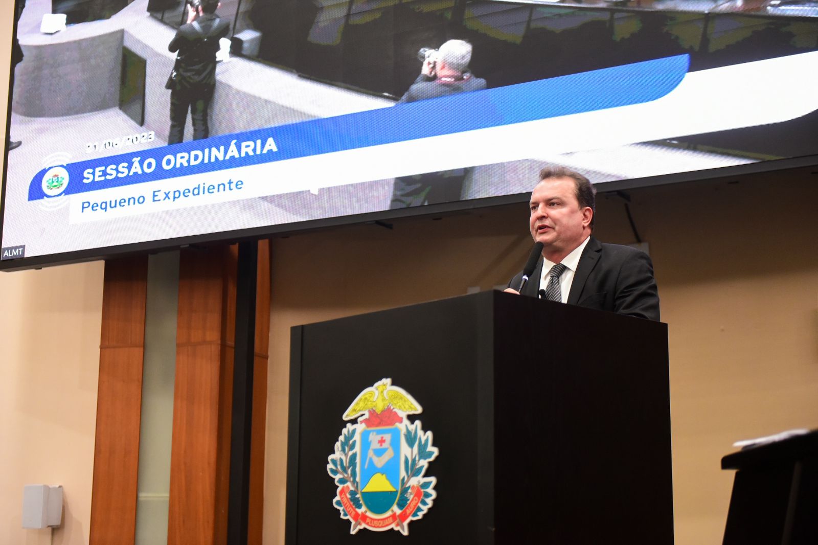 “Não iremos assistir nossos jovens morrerem nas escolas”; afirma Max Russi