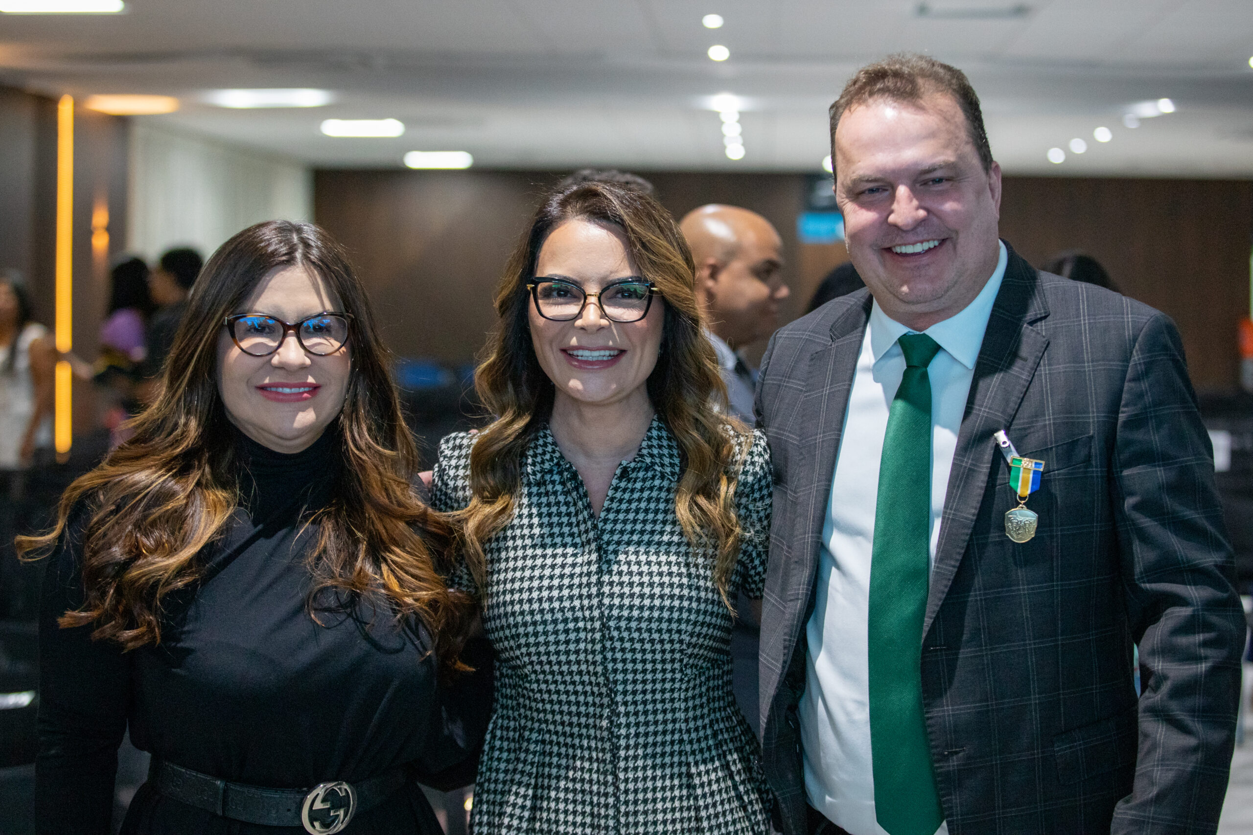 Medalha Guardião do Paiaguás destaca ações de Max Russi no social