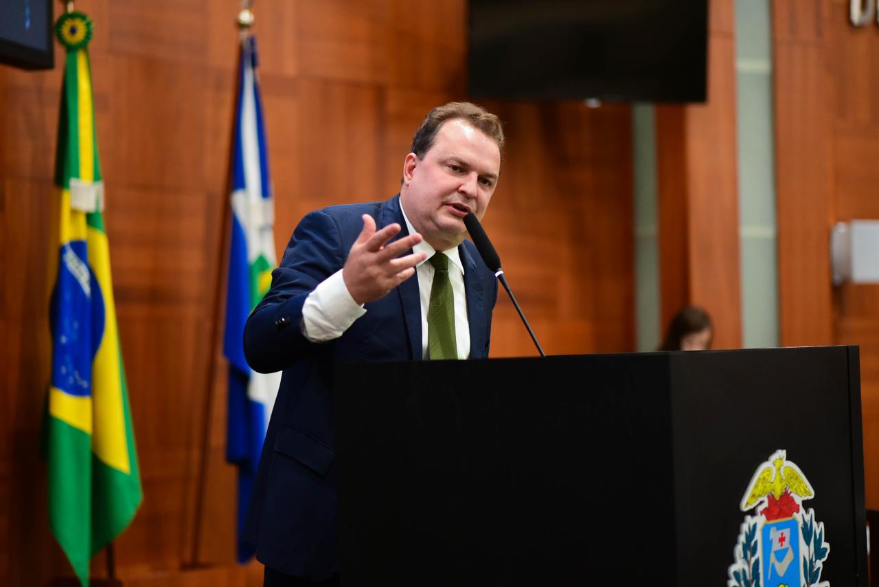 Max Russi propõe capacitação de profissionais para ampliar identificação de celíaco