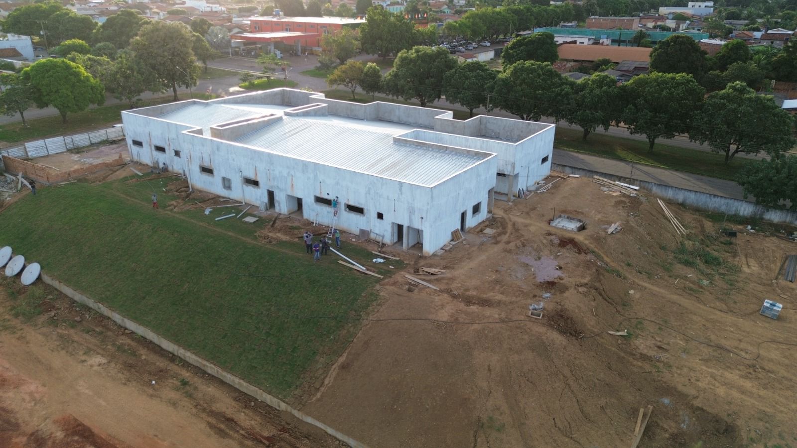 Comandante geral  destaca atuação de Max Russi em obras do Batalhão PM de Jaciara