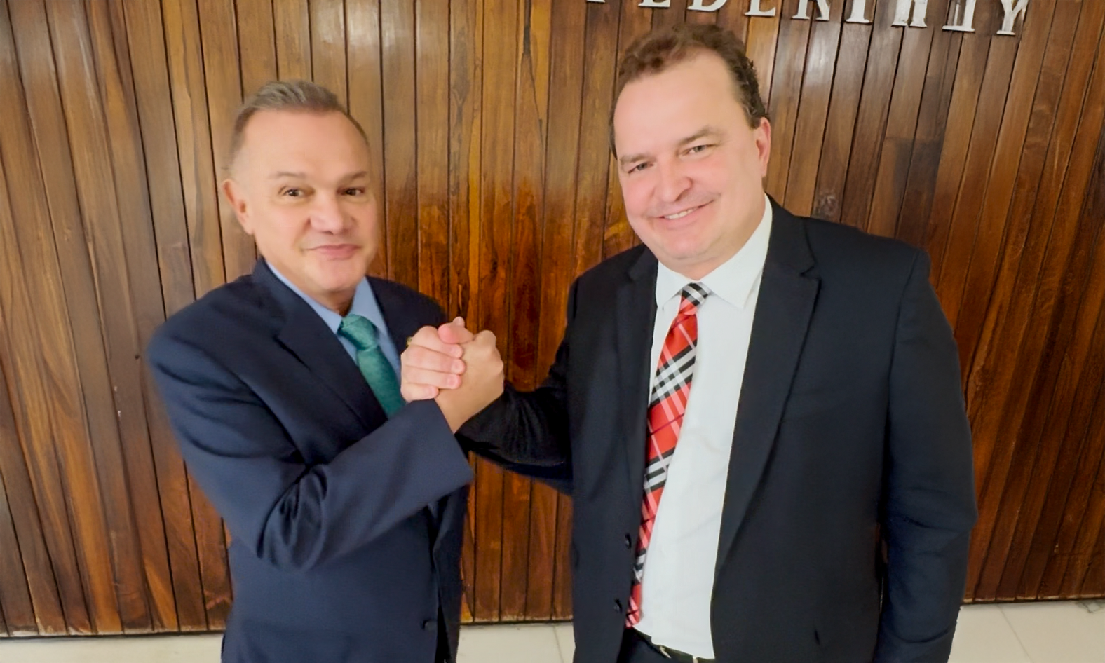 Max Russi e senador Wellington Fagundes unem forças em Brasília para pleitear curso de medicina para o Vale do São Lourenço
