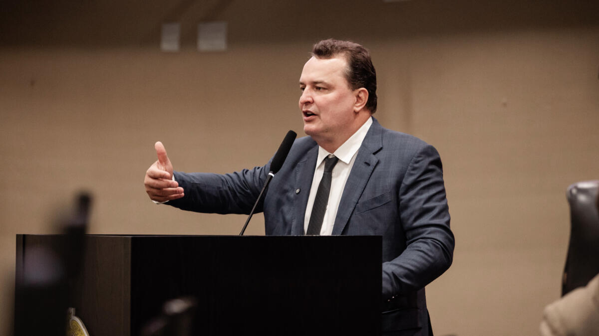 ALMT antecipa 13º e movimenta quase R$ 50 milhões na economia de MT