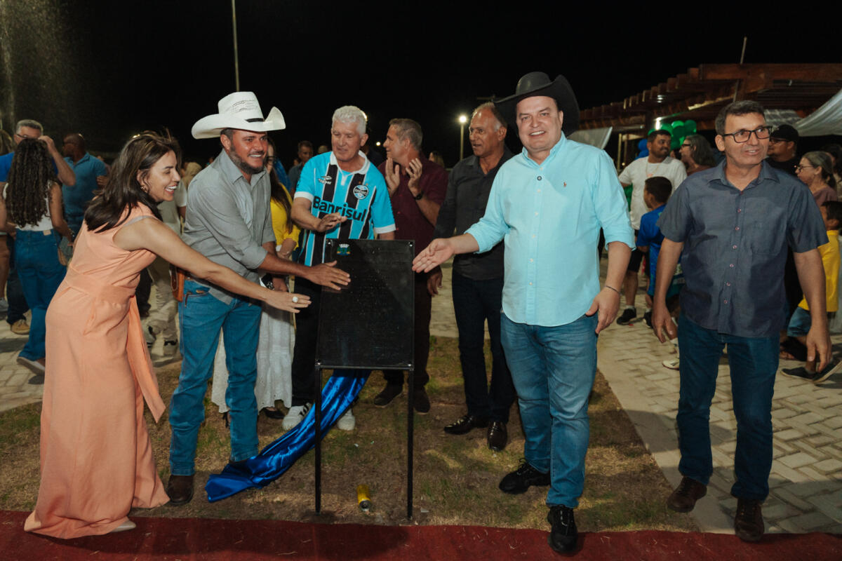 Jauru comemora 46 anos com R$ 8,5 milhões de investimentos garantidos por Max Russi
