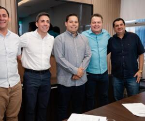 Max articula nova escola para Torixoréu