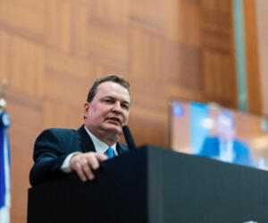 Todo respeito, dignidade e valorização aos idosos