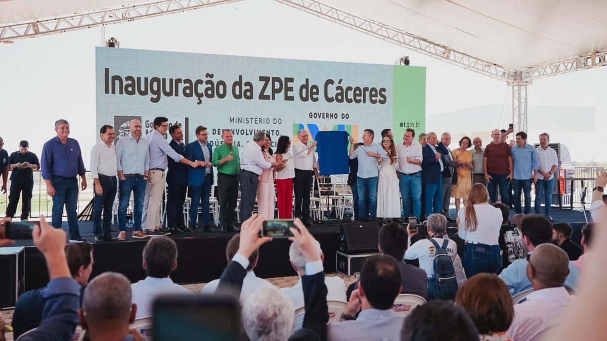 Deputado Max Russi participa de inauguração da ZPE em Cáceres