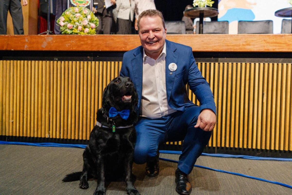 Max Russi anuncia construção do 1º hospital veterinário público de Mato Grosso durante o Summit 2025