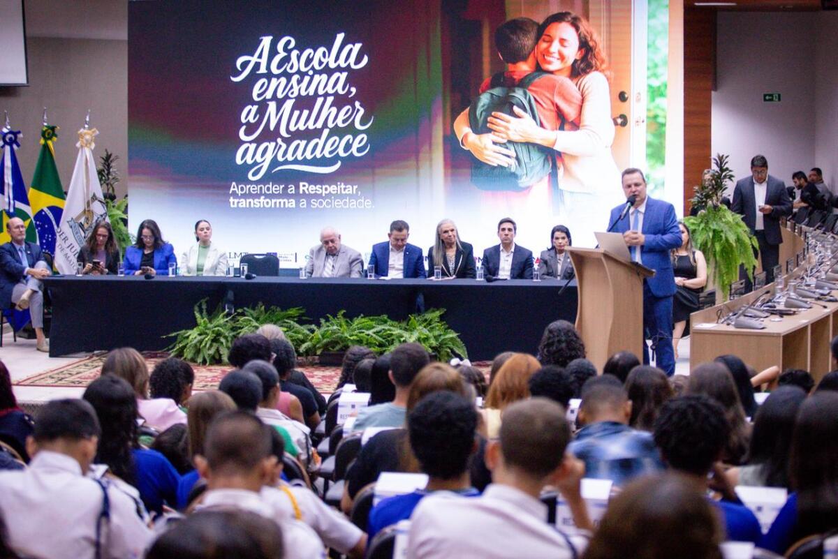 Deputado Max Russi reforça compromisso no combate à violência contra a mulher