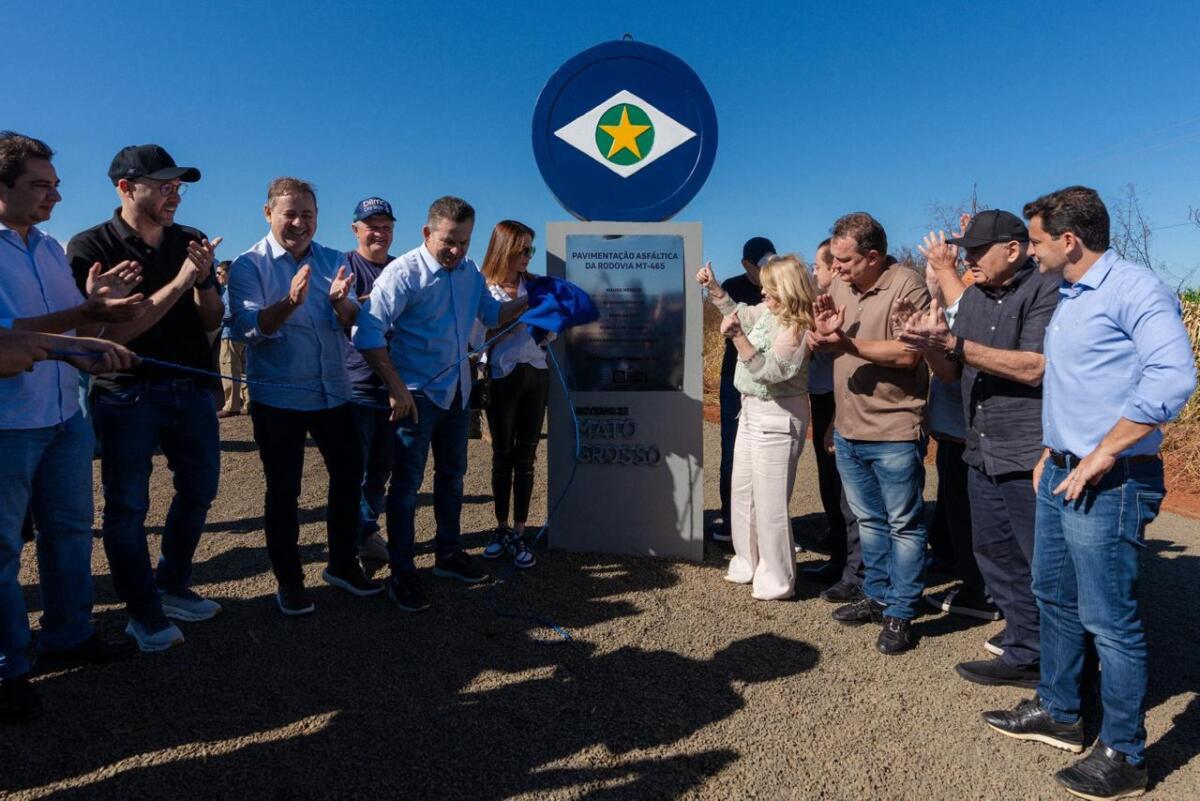 Max Russi participa da entrega da MT-465 e acompanha assinatura de obras em Alto Taquari