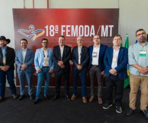 Presidente Max Russi participa da abertura 18ª FEMODA