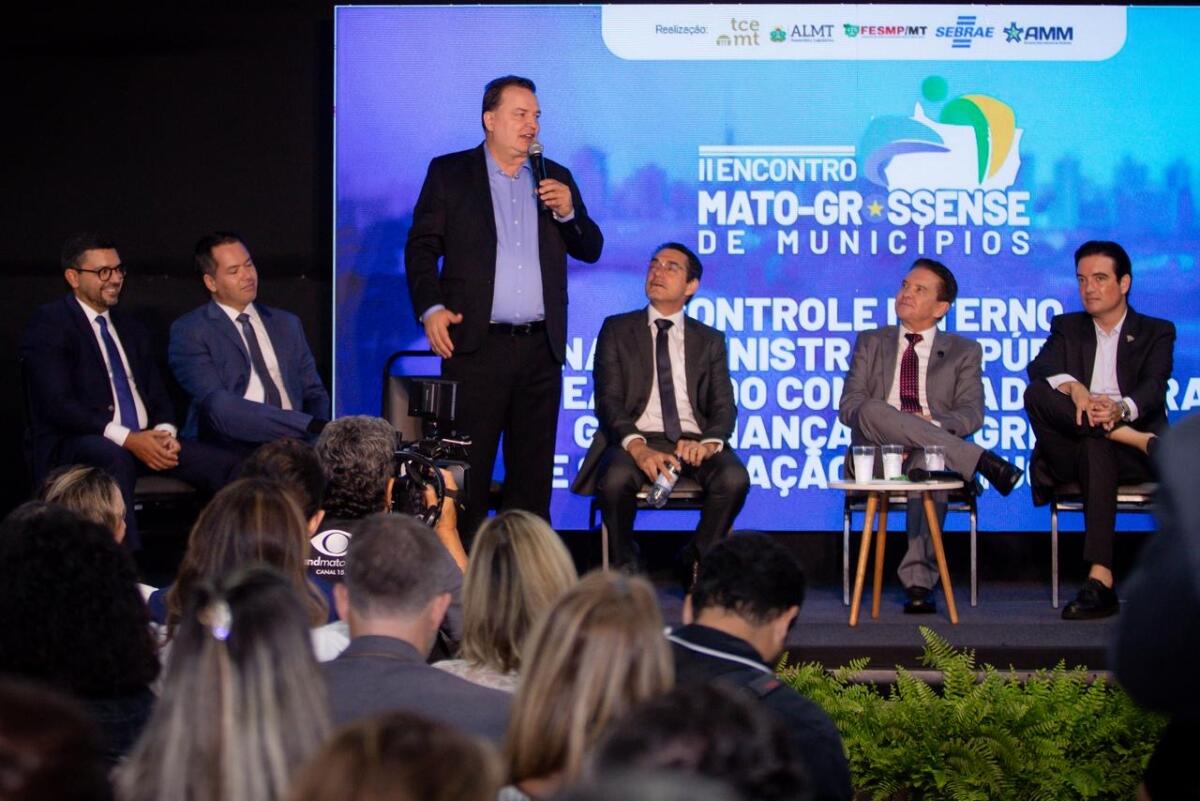 Max Russi defende controle interno como guia para eficiência das políticas públicas nos municípios