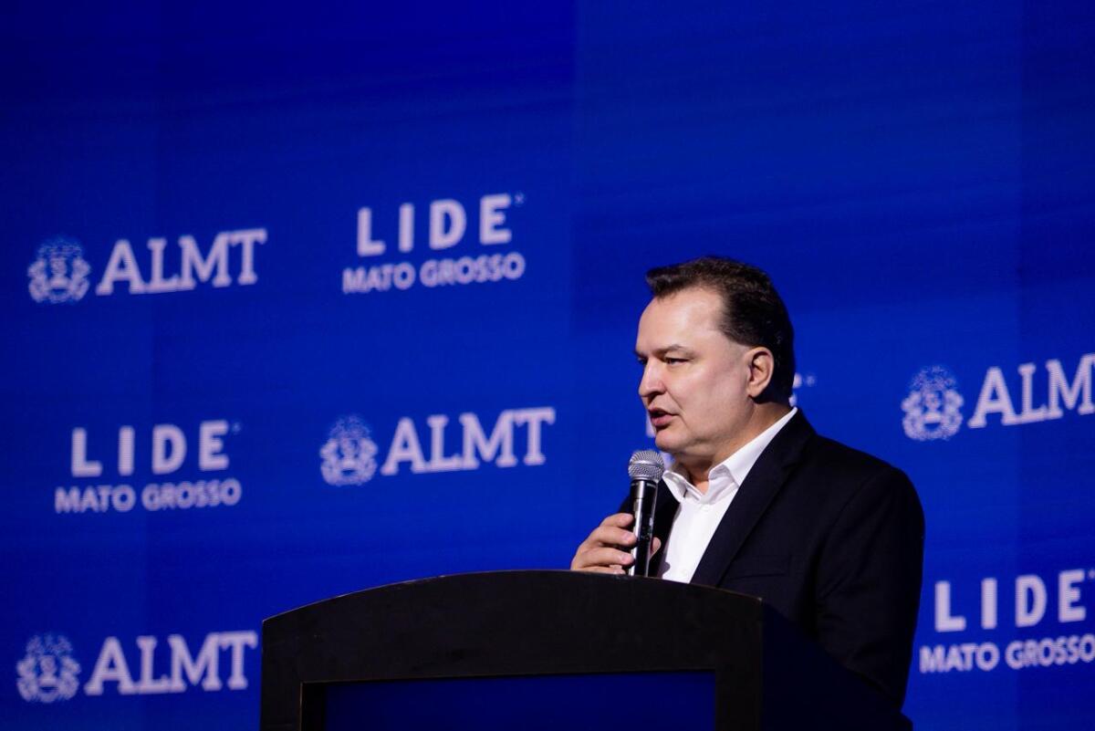 “Não há desenvolvimento duradouro onde as regras do jogo não são claras”, afirma Max