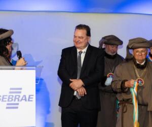 Max Russi é homenageado por associação internacional de produtores de queijo 