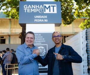 Max Russi e Dídimo Vovô unem forças com o governo e entregam Ganha Tempo na região do Pedra 90