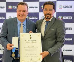 Max Russi recebe comenda “Filho Ilustre” no aniversário de 40 anos de Sorriso