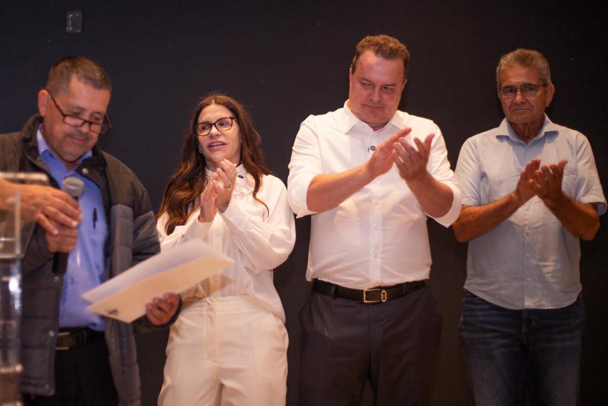 “Entregar escritura definitiva é quase igual a entregar uma casa”, diz Max Russi em Jaciara