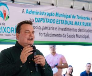 “Obra que salva vidas”, diz Max Russi durante entrega de hospital reformado em Torixoréu