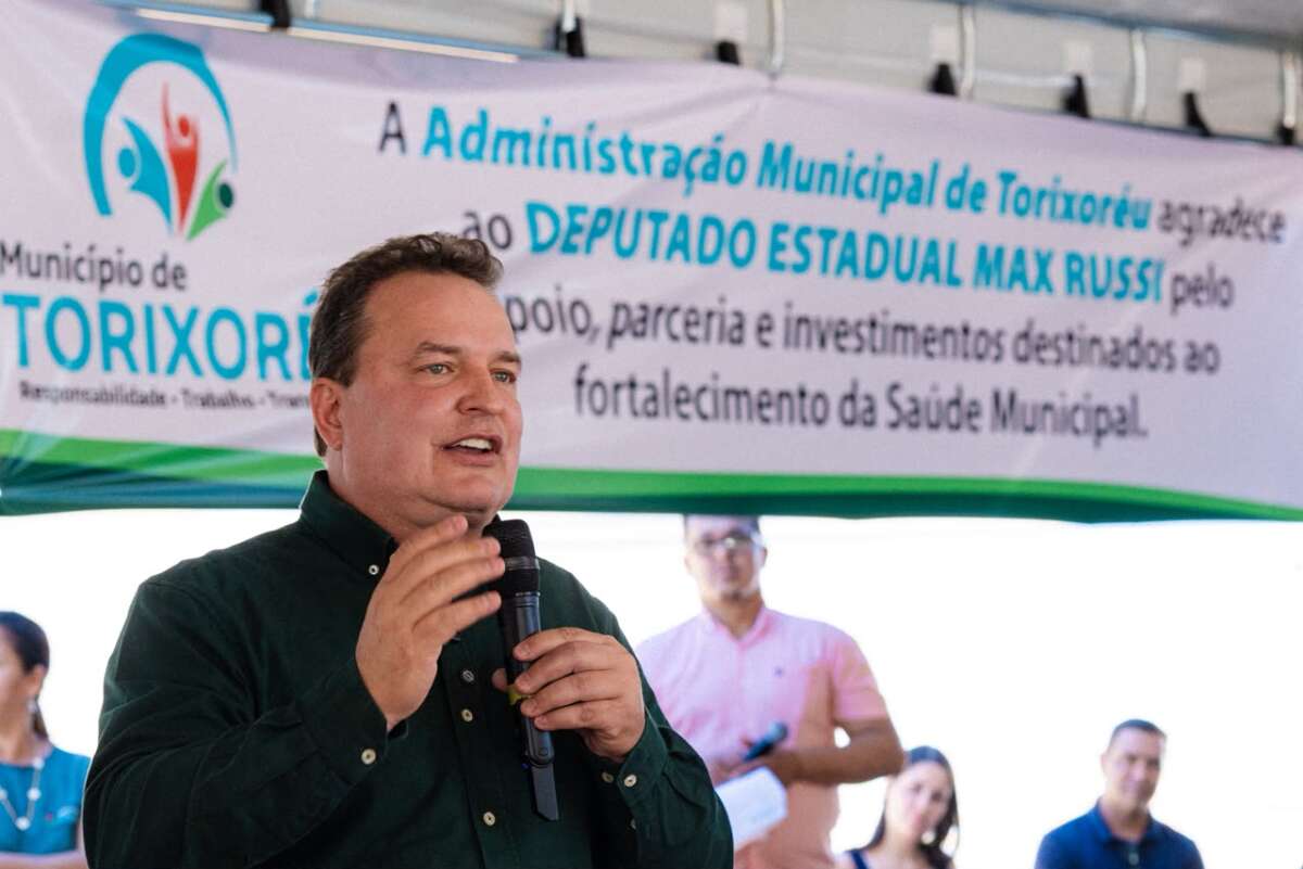 “Obra que salva vidas”, diz Max Russi durante entrega de hospital reformado em Torixoréu