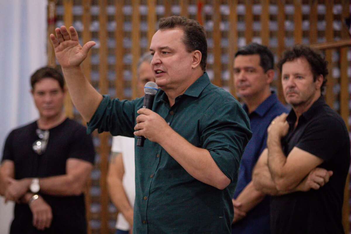 “É preciso estar perto da população”, afirma Max Russi durante visita ao Nortão