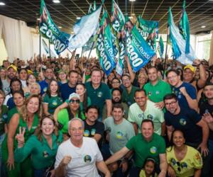 “Amo a energia de estar com vocês”: Max reúne mais de 650 pessoas em Cuiabá